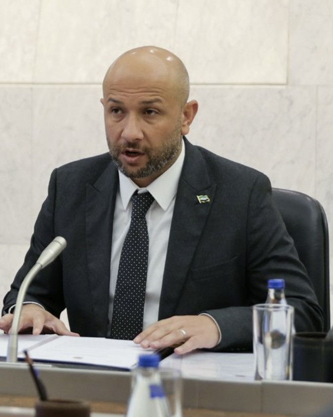 Minister  Raed Al-Saleh 